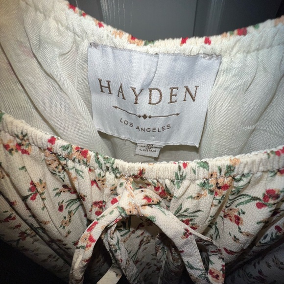 Creamy Floral Midi Dress - Picture 4 of 4